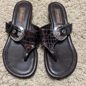 NEW BRIGHTON Dark brown sandals, Size 6.5